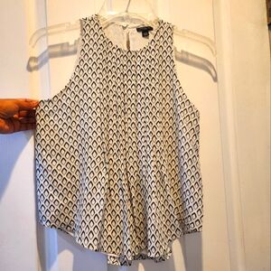 Ann Taylor flowy blouse EUC